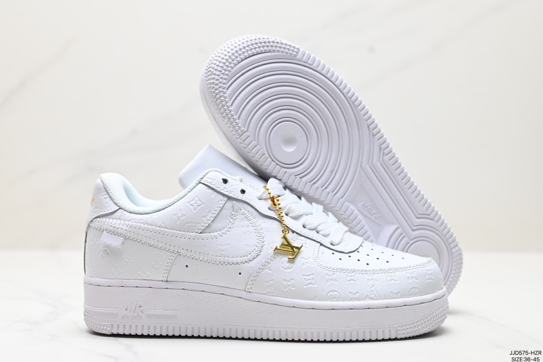 Nike Air Force 1 Shoes